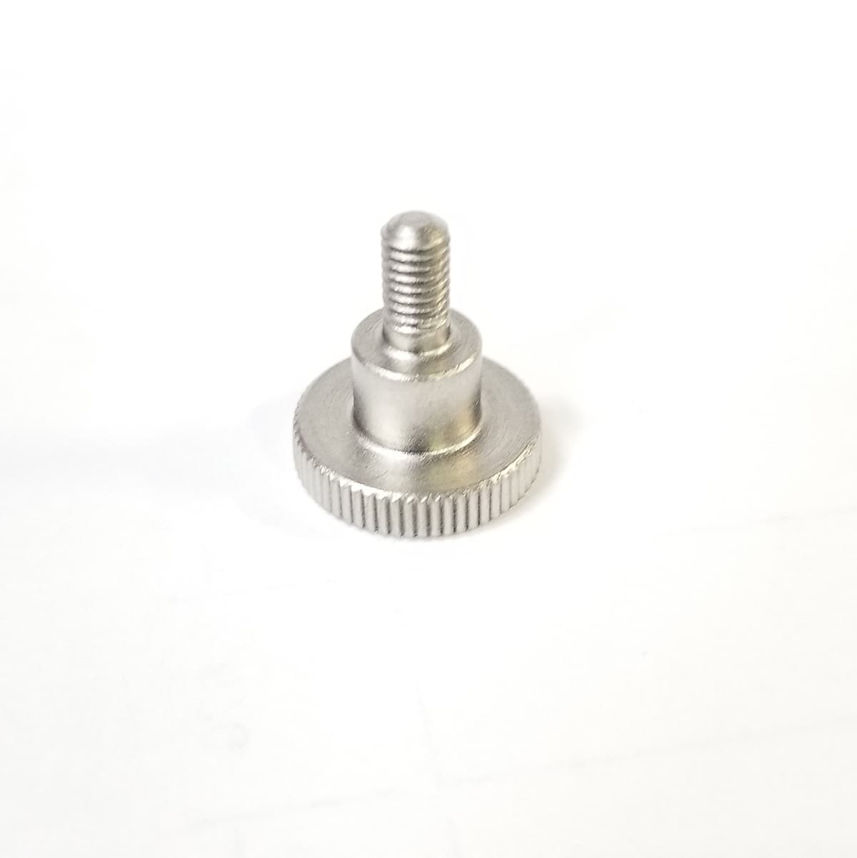 Fette Knurled Screw | 2143397